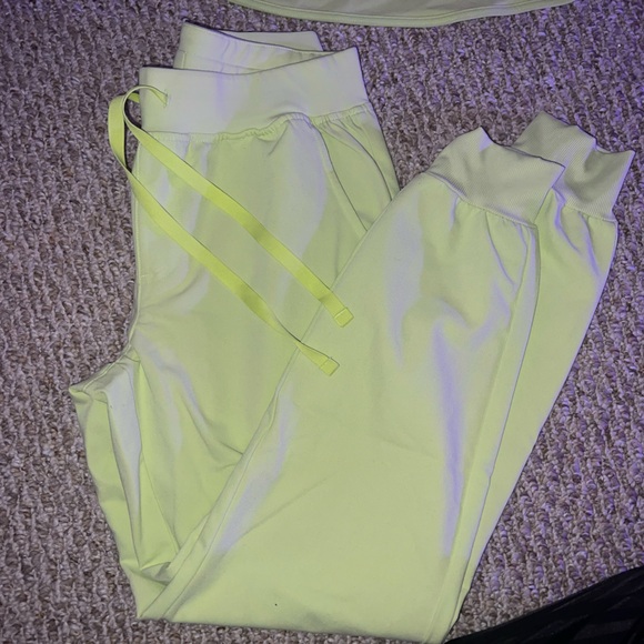 Figs Scrub Set - Picture 6 of 7